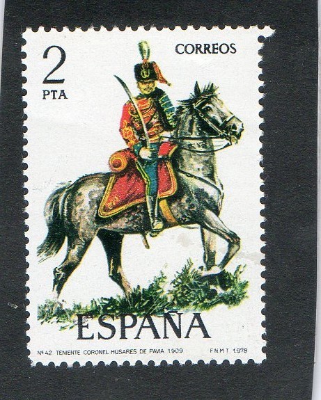 2452 -TENIENTE CORONEL HUSARES DE PAVIA 1909