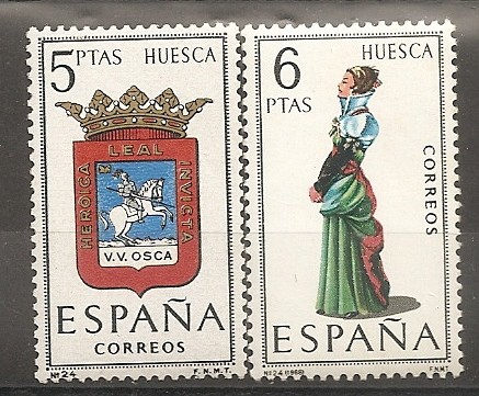 Escudo y traje típico (Huesca)