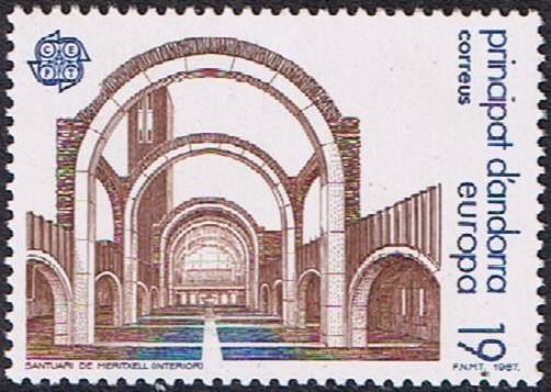 EUROPA 1987. NAVE CENTRAL DEL SANTUARIO DE MERITXELL