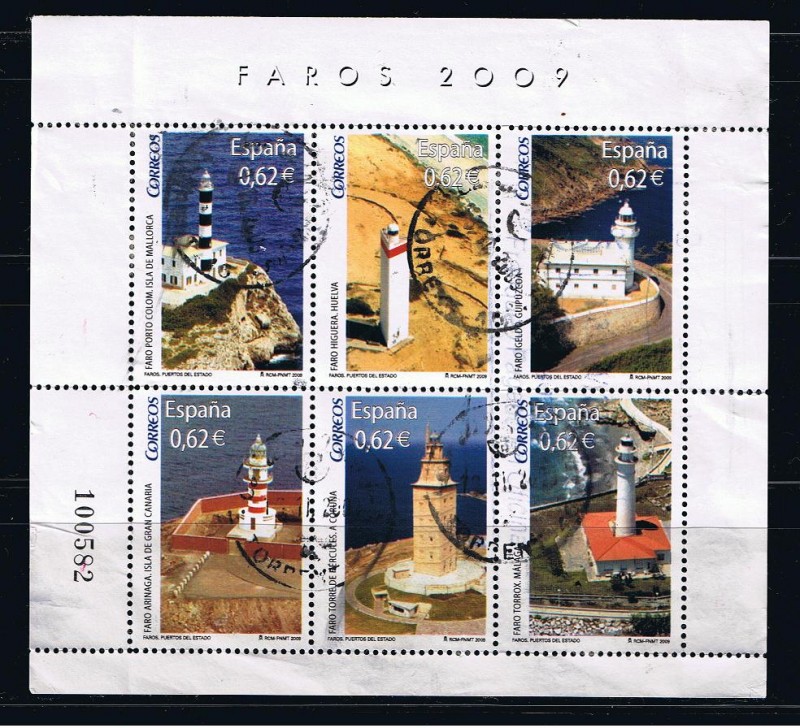 Edifil  4483  Faros de España 2009.  