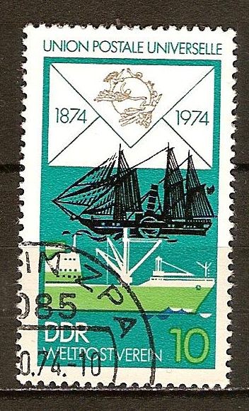 100 años de la Unión Postal Universal.Barco de vela y buque de carga-DDR.