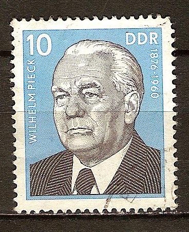  Wilhelm Pieck, 1876-1960(politico)DDR.