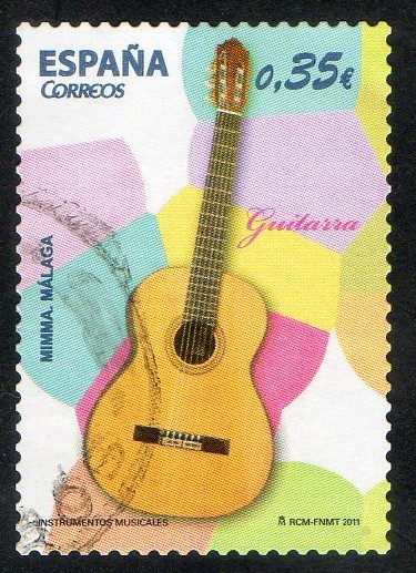 4628- Instrumentos Musicales. Guitarra.