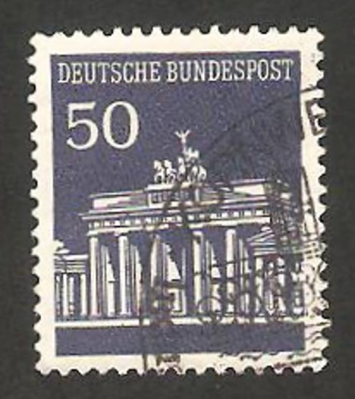 371 - Puerta de Brandebourg en Berlin