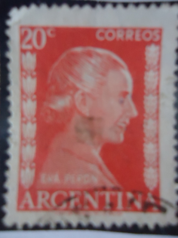 María Eva Duarte de Perón. 1919-1952