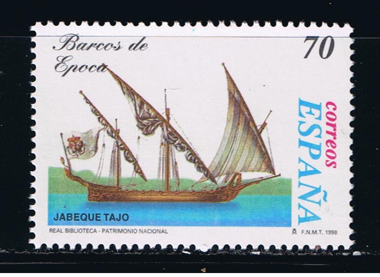 Edifil  3541  Barcos de época.  