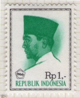 23 Achmed Sukarno