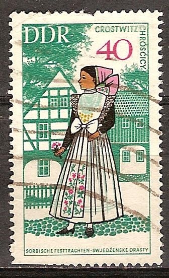 Trajes de fiesta - sorabo (DDR).