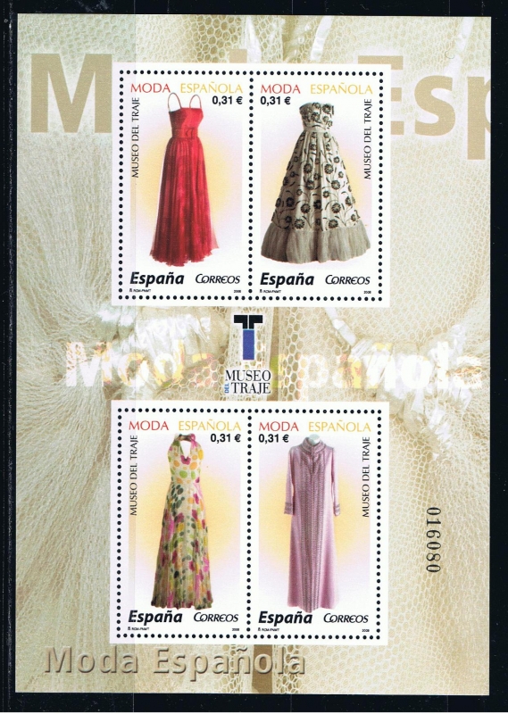 Edifil   4441 Moda Española. 