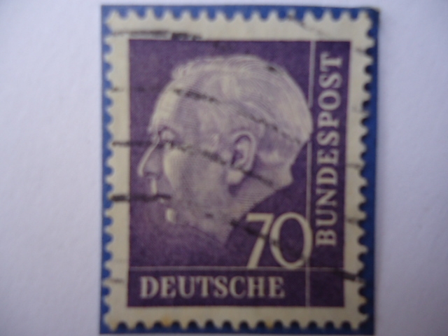 THEODOR HEUSS (1884-1963)