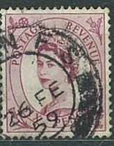 Reina Elizabeth tipo Tudor 6