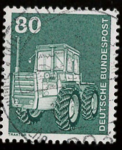 TRACTOR