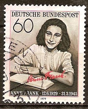 50 Aniv nacimiento de Ana Frank (víctima de un campo de concentración y escritor del diario).