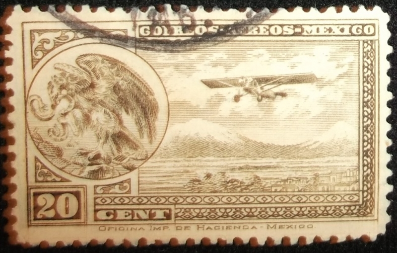 Escudo Nacional-Avión