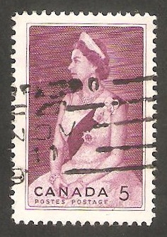 358 - Reina Elizabeth II