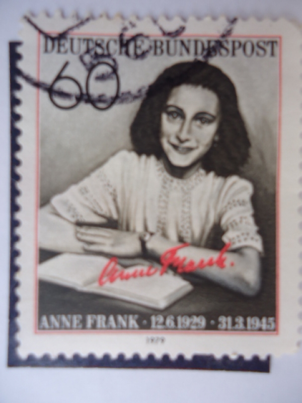 Anne Frank 1929-1945 (The Diary of youg Girl (Holovcaust)