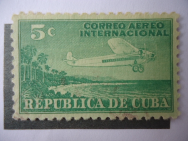 Correo Aéreo Internacional.