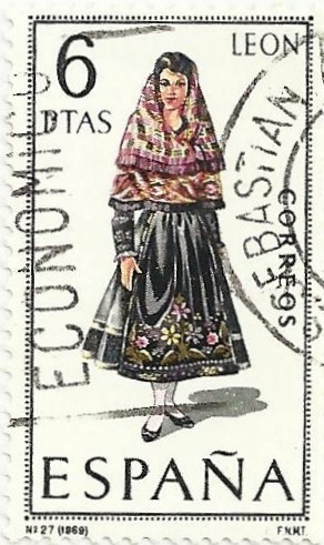 TRAJES TÍPICOS REGIONALES. GRUPO III. Nº 27. LEÓN. EDIFIL 1900