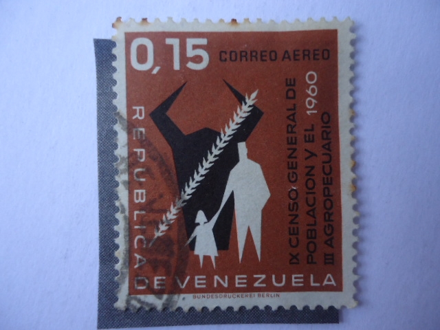 IX Censo General de Población y el III Agropecuario 1960.