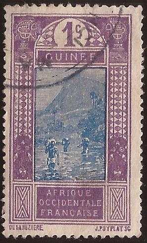 Guinea. Nativos cruzando el Vado de Kitim  1913 1 cent