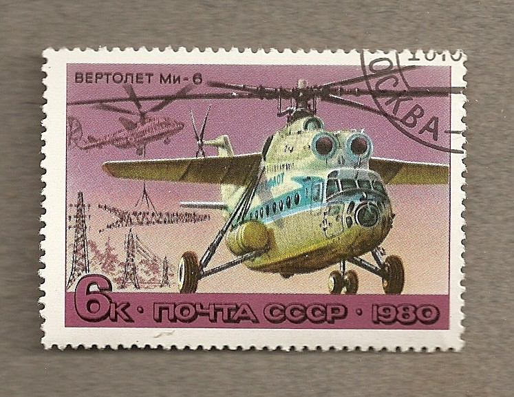 Helicóptero MI-6