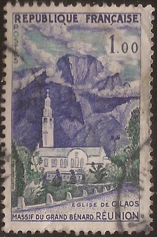 Massif du Grand Bénare et église de Cilaos, La Réunion  1960  1,00 ff