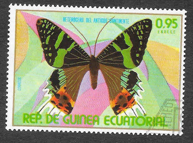 77-04 - Mariposa