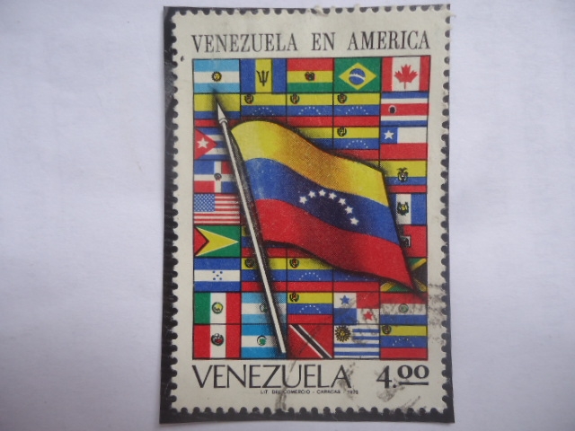 Bandera Nacional - Serie: Venezuela en América.