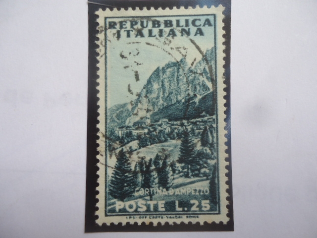 Ciudad de Cortina d´Ampezzo (Belluno)- Serie: Turismo 1953-56.