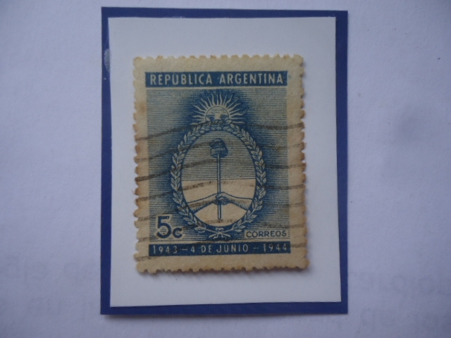 Golpe Militar (4 de Junio de 1943)1er. Aniversario (1943/44)- Escudo de Armas-Sello de 5ct.Año 1944.