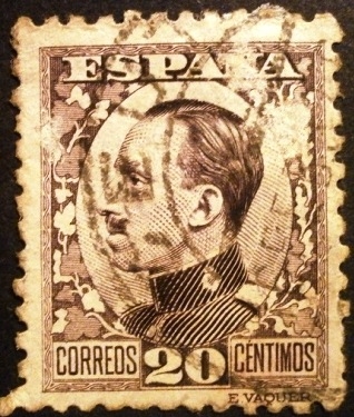 Alfonso XIII. Tipo Vaquer de perfil