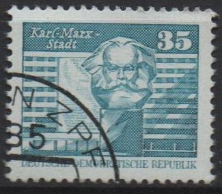 Munumento Karl-Marx