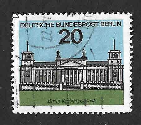 9N213 - Edificio del Reichstag (BERLÍN)