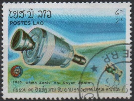 Vuelo d' Apolo-Soyuz, 10 Anv.