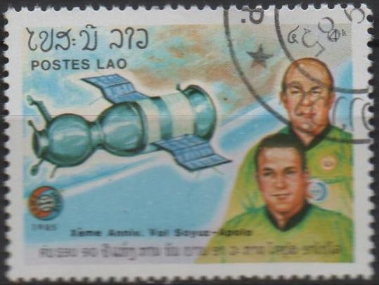 Vuelo d' Apolo-Soyuz, 10 Anv.