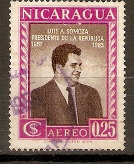 PRESIDENTE  LUIS  A.  SOMOZA