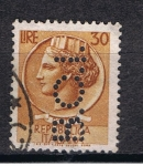 Stamps Italy -  Personaje