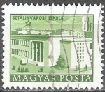 Stamps Hungary -  Edificios del plan quinquenal en Budapest,Escuela en Sztálinváros.