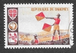 Stamps Benin -  222 - Boy Scout Señalizando (DAHOMEY)