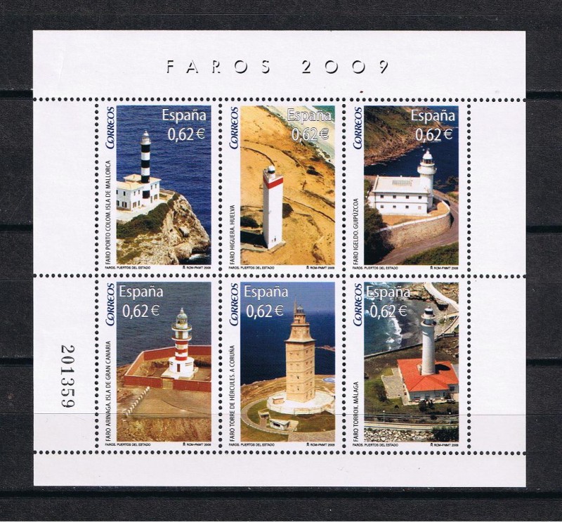 Edifil  4483  Faros. 2009   Hoja de 6  faros de distintos lugares de España