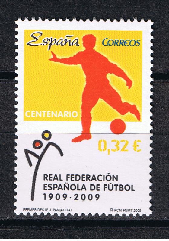 Edifil  4514  Centenario de la Real Federación Española de Fútbol  1909 -2009 