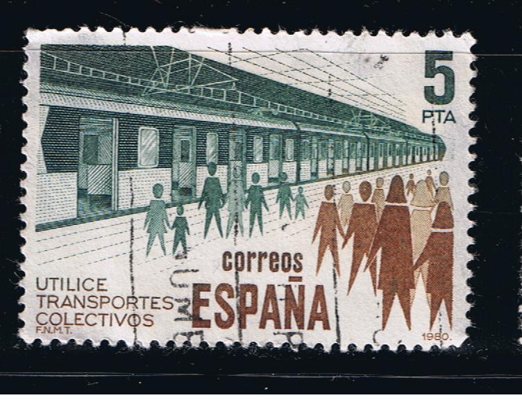 Edifil  2562   Utilice transportes colectivos.  