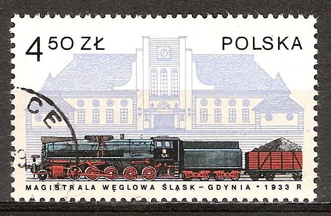 Locomotora de vapor N º Ty51 y la estación de Gdynia,(1933).