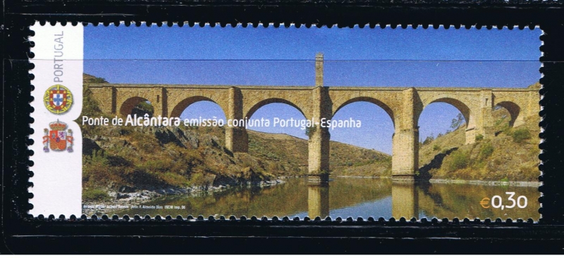 Edifil   4263  Puentes Ibéricos. Emisión conjunta con Portugal.  