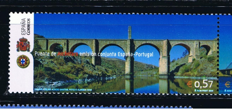 Edifil   4263  Puentes Ibéricos. Emisión conjunta con Portugal.  