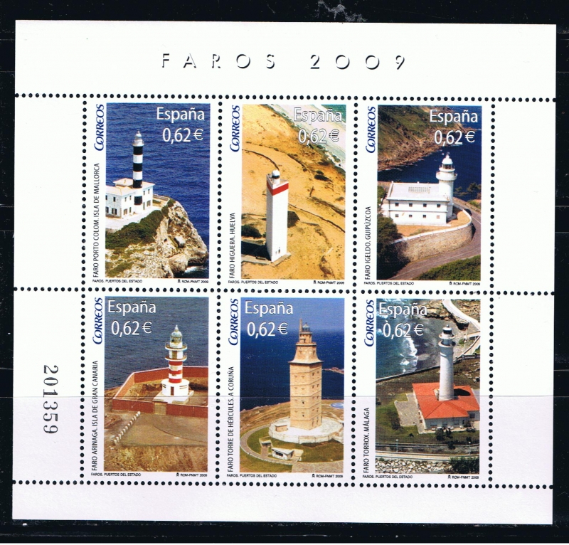 Edifil  4483  Faros 2009.  