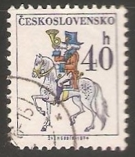 Postava historického postiliona na koni