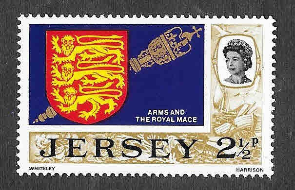 38 - Armas de Jersey y Maza Real (JERSEY)