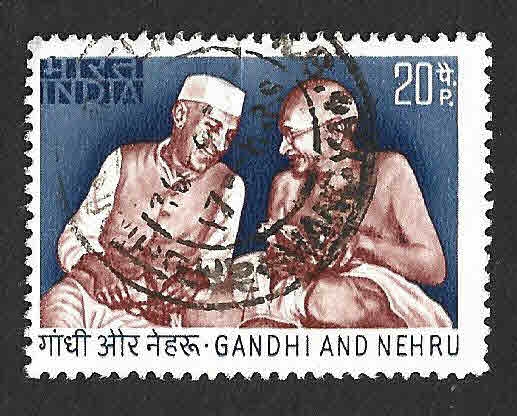 589 - Gandhi y Nehru